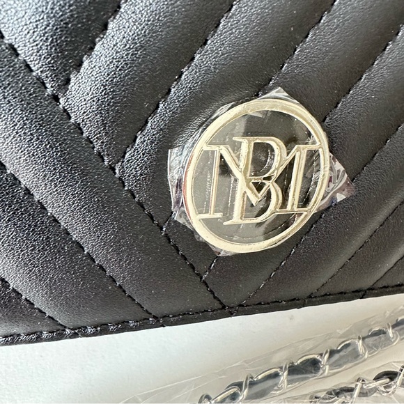 Badgley Mischka Black Quilted Crossbody Bag with Round Logo and Chain Strap - Picture 7 of 16